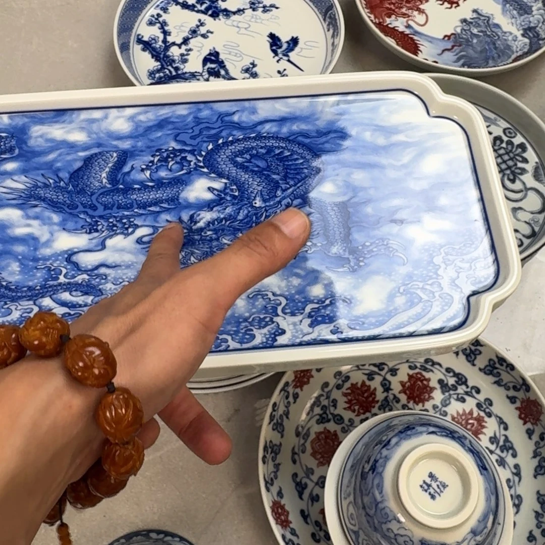 杯青花龙吸水干泡台