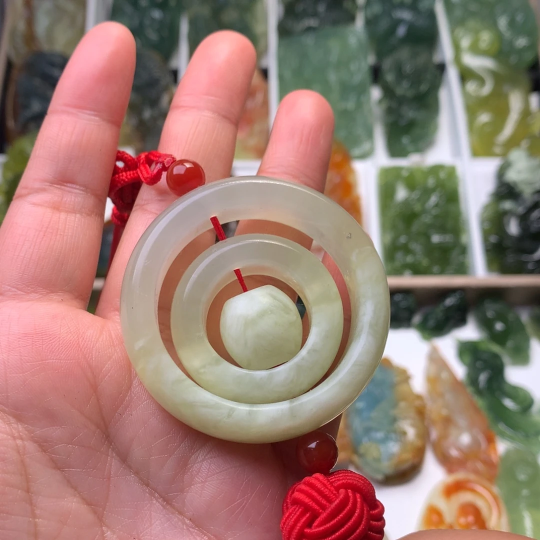 蛇纹石玉未镶嵌岫玉车挂