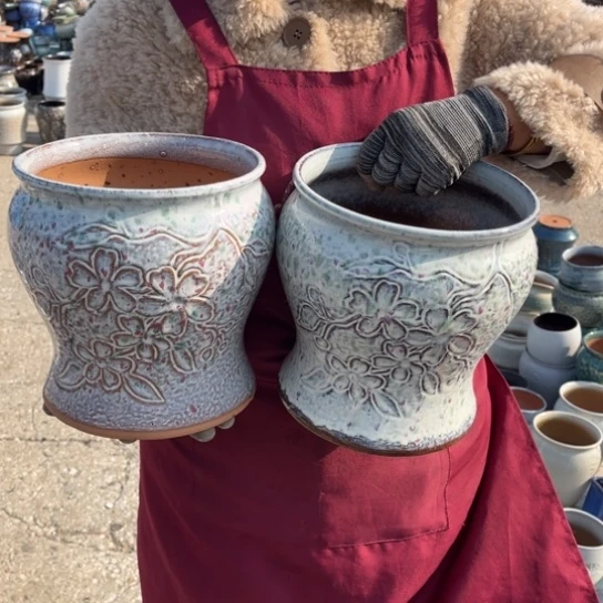 红陶口20高22瑕疵