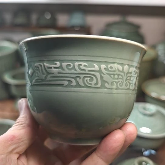 穿****魔耀州窑老泥料饕餮纹缸杯