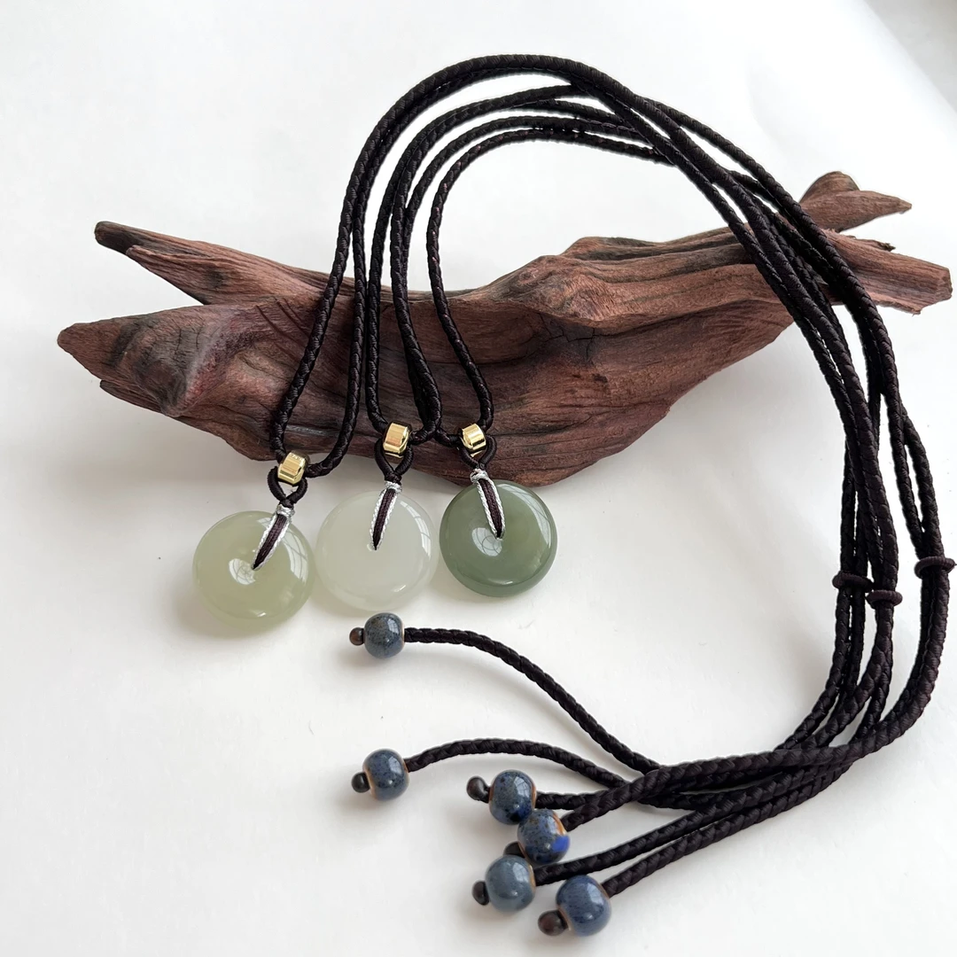 【小宝珠宝】21 T08205-和田玉吊坠-多样性发一件-20*7mm