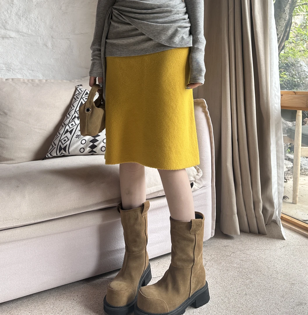 “AWONDERWEEK ”复古羊毛呢斜纹高腰针织半身裙——黑鸭子