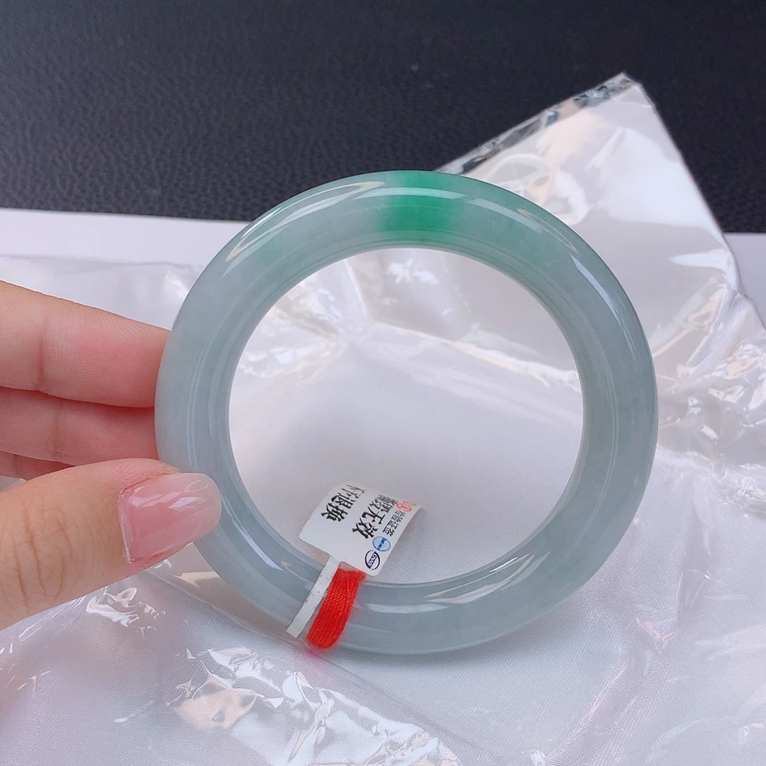 翡翠手镯未镶嵌翡翠0063