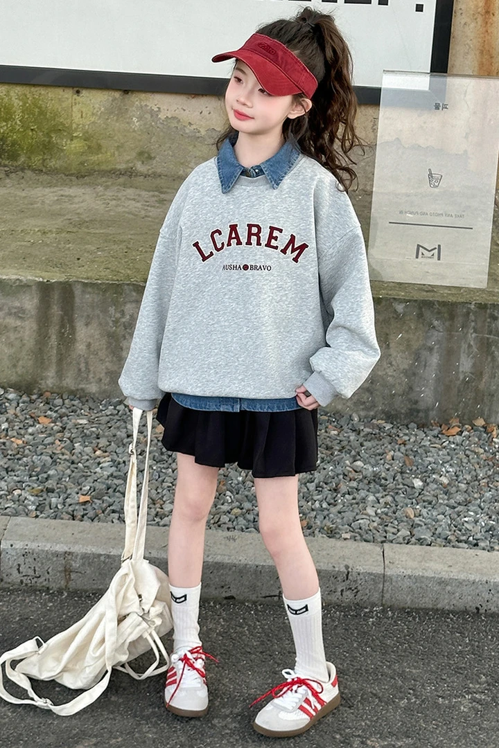 童小乖黑色洋气百褶裙