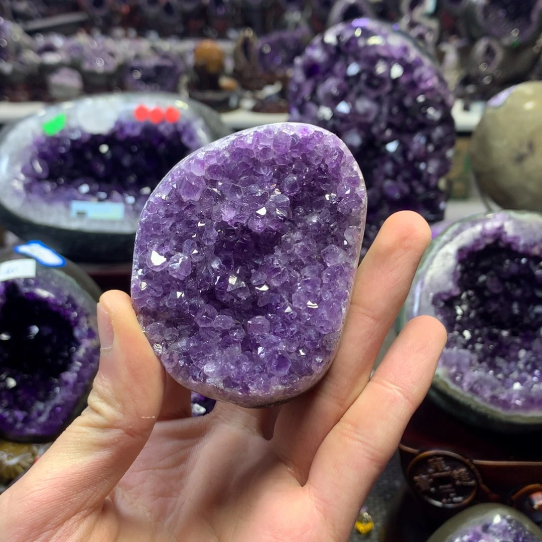 水晶小葛摆件未镶嵌