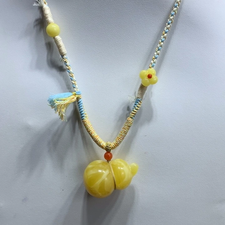 蜜蜡项链未镶嵌吊坠