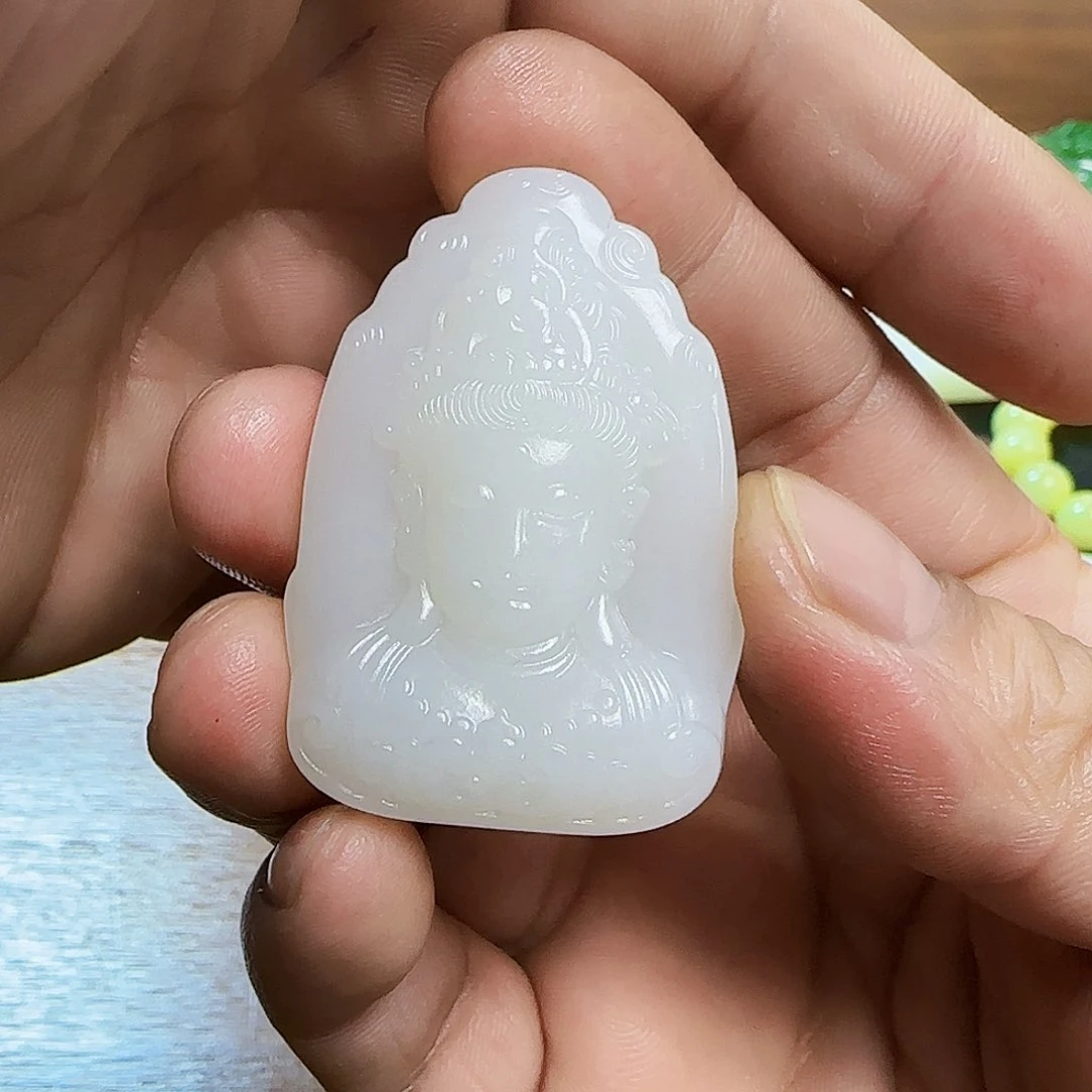 和田玉（白玉）颈饰未镶嵌我***谁