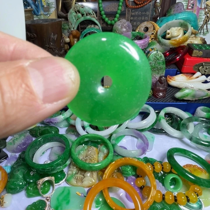 滴血莲花菩提吊坠