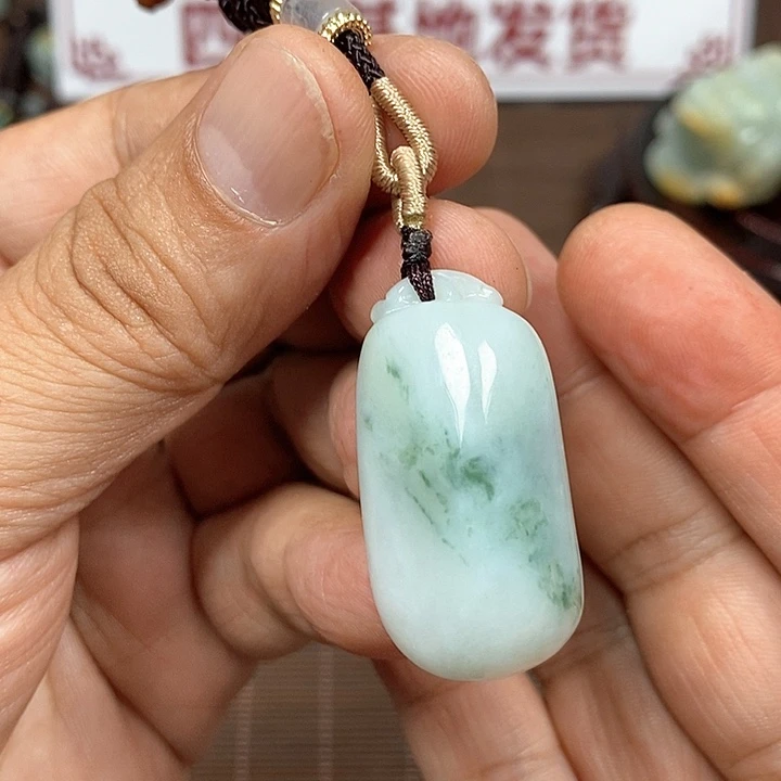颈饰未镶嵌翡翠天然翡翠玉A货配证书