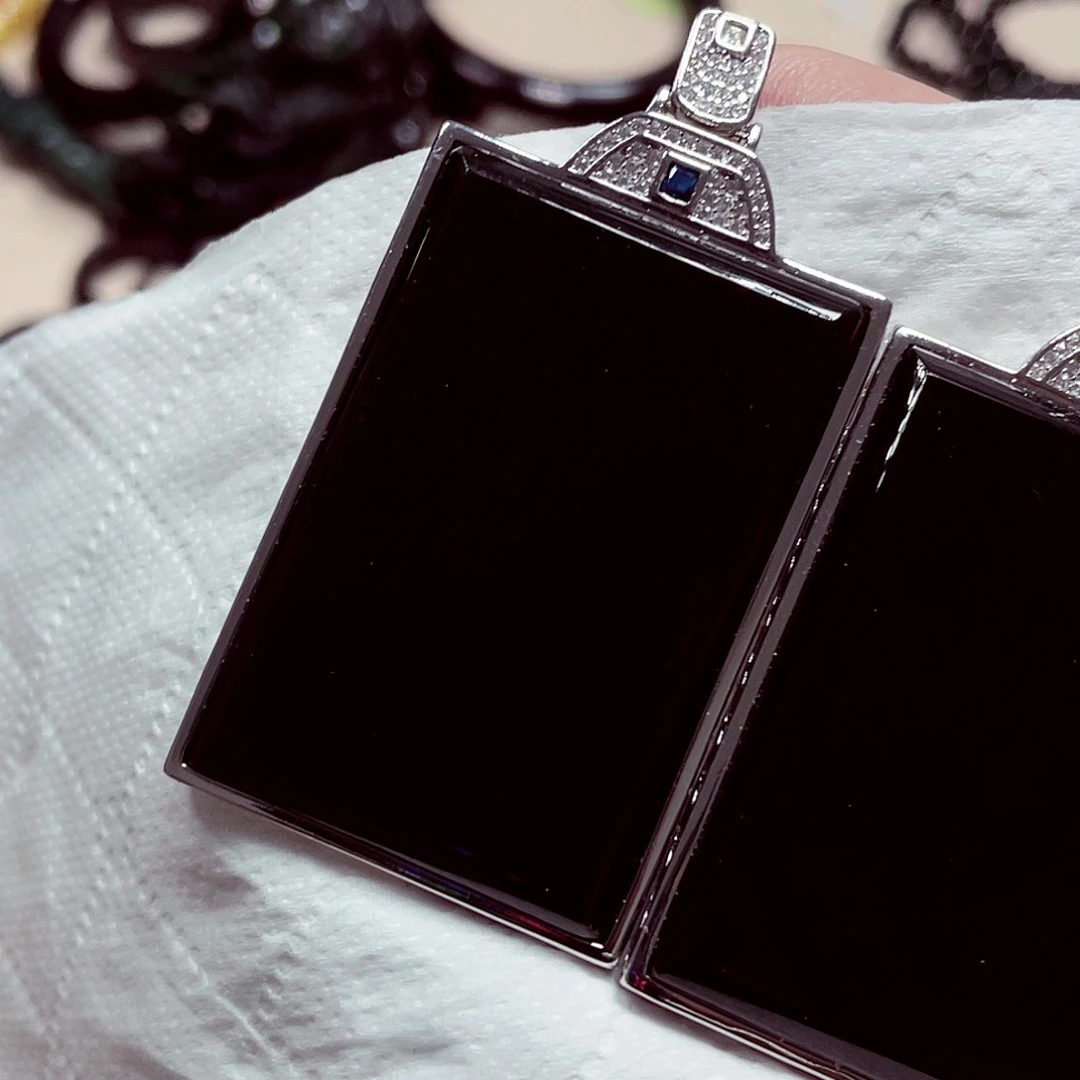 翡翠未镶嵌颈饰先鉴后发一物一证