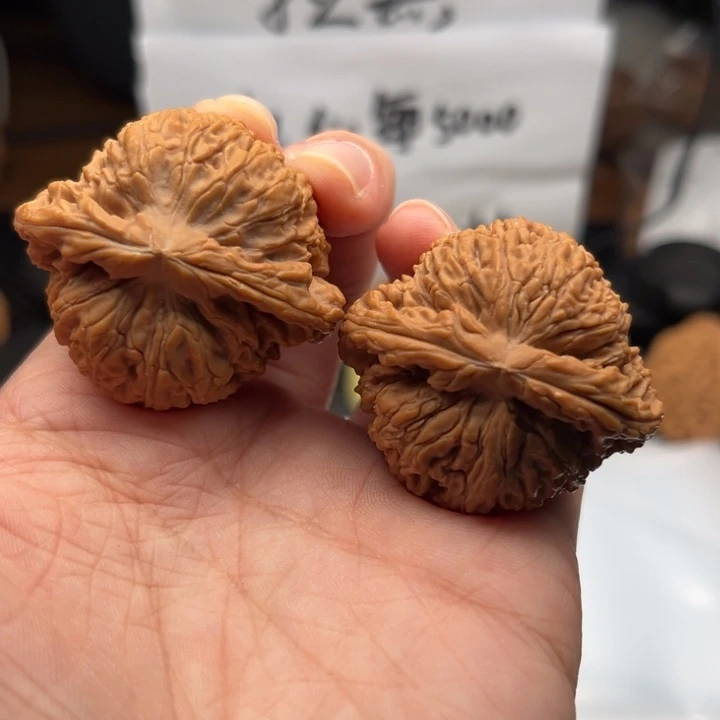 吊坠文玩核桃南疆41