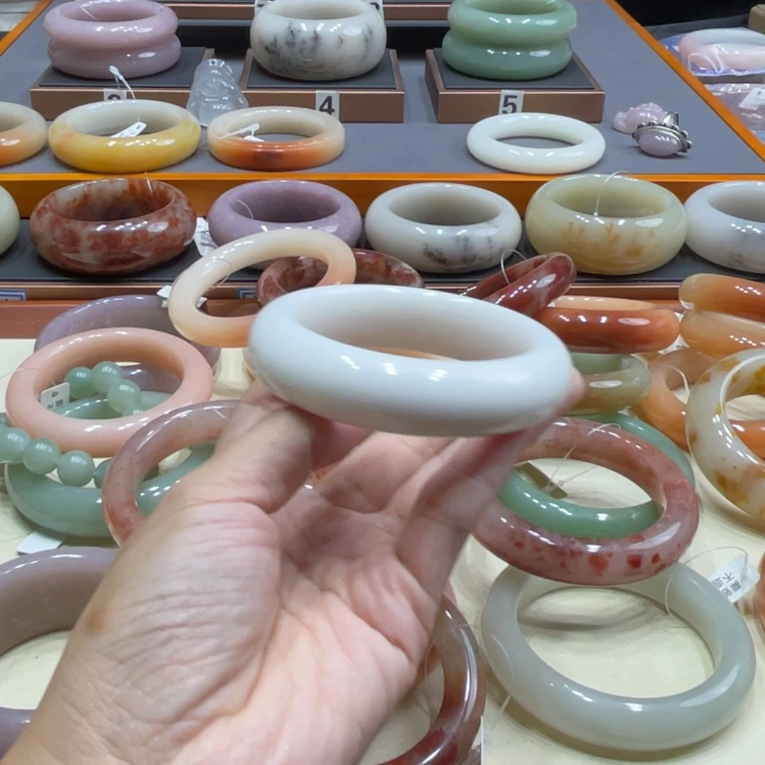 石英质玉手镯未镶嵌脆****甜