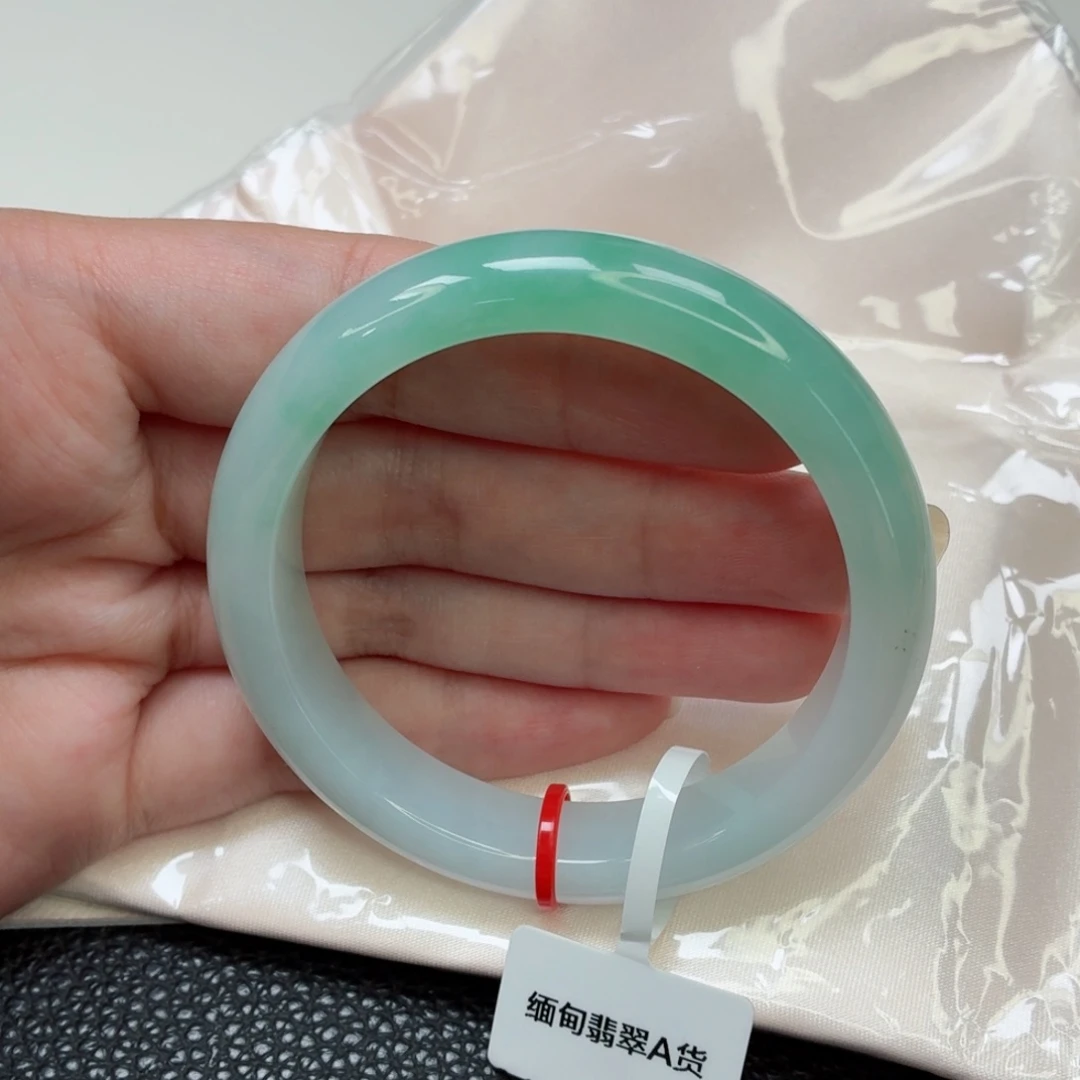 翡翠未镶嵌手镯53圈胶润半山半水024