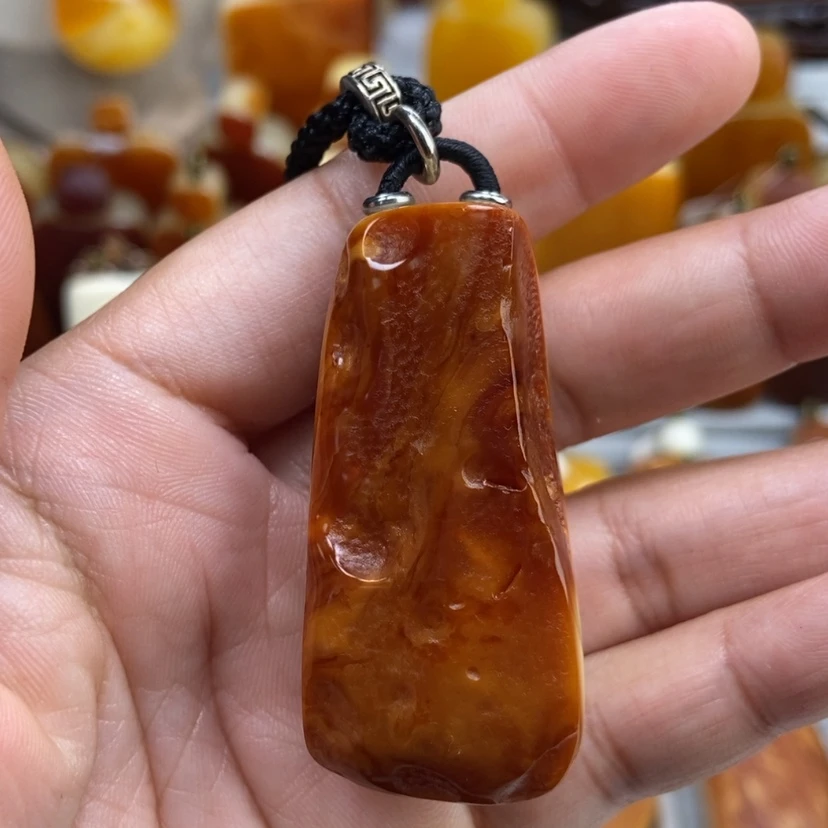 【闪购商品】琥珀颈饰未镶嵌