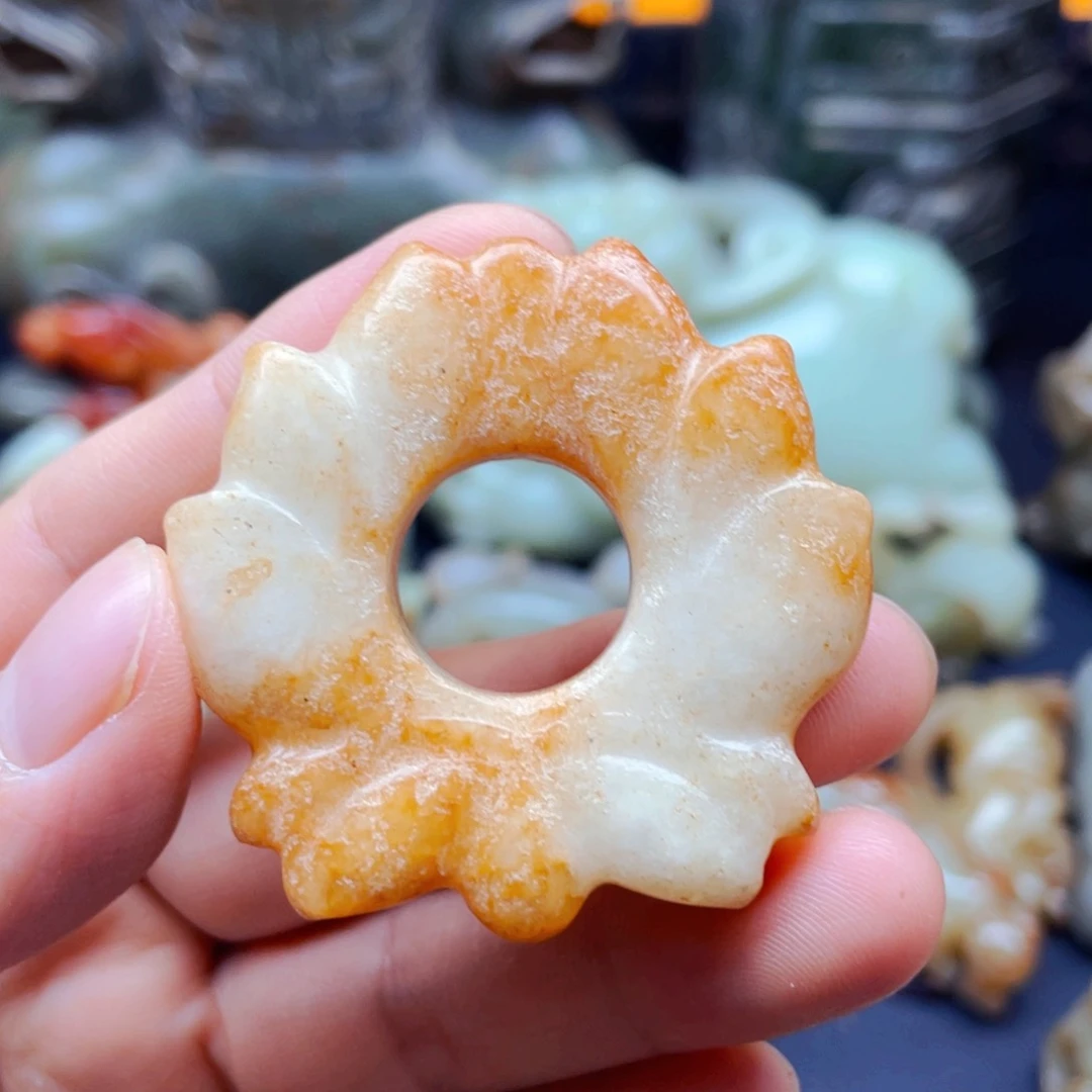 白玉菩提吊坠摆件