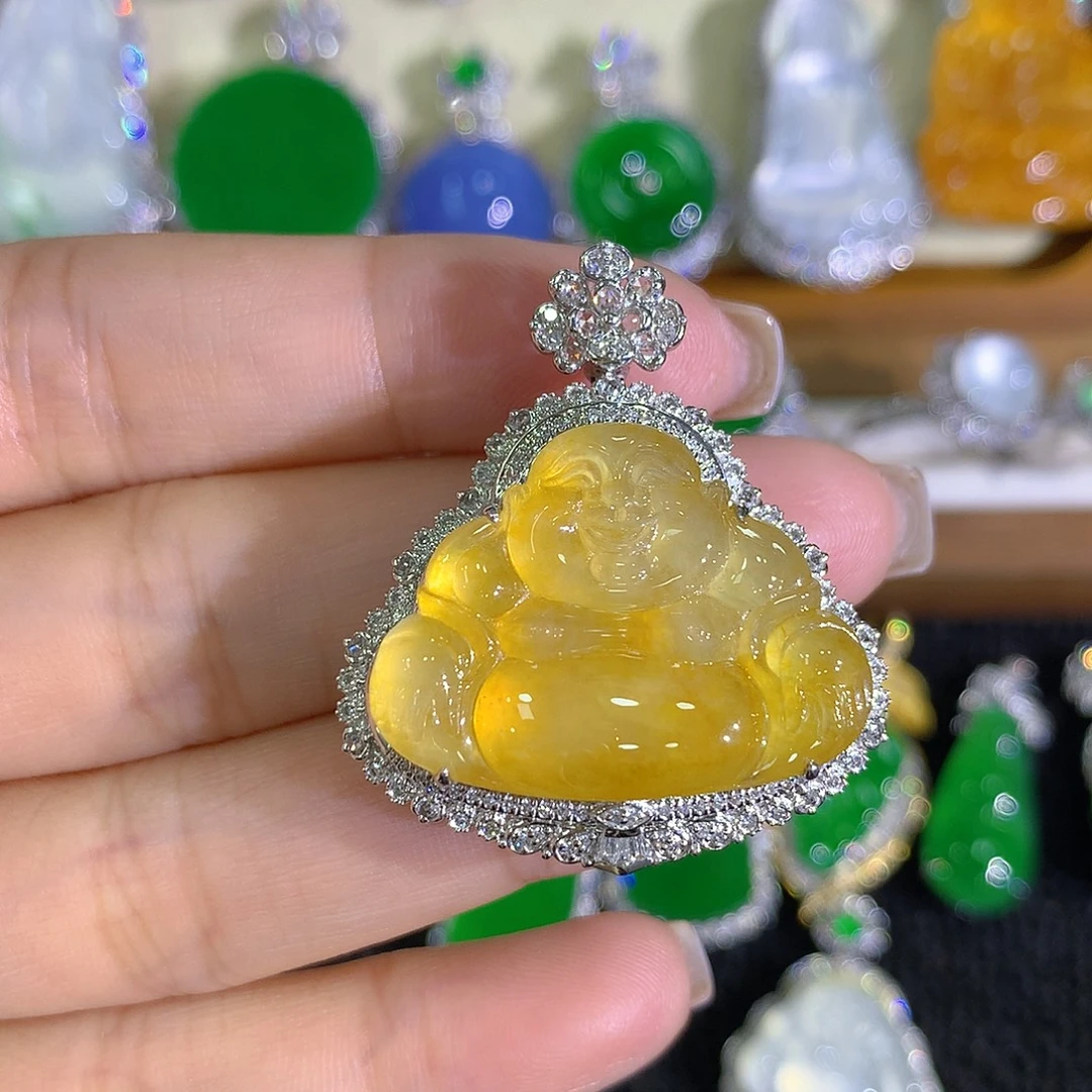 翡翠18K金镶嵌颈饰佛公