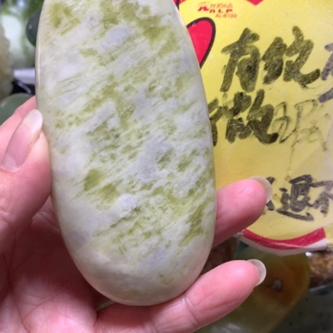 蛇纹石玉未镶嵌手把件