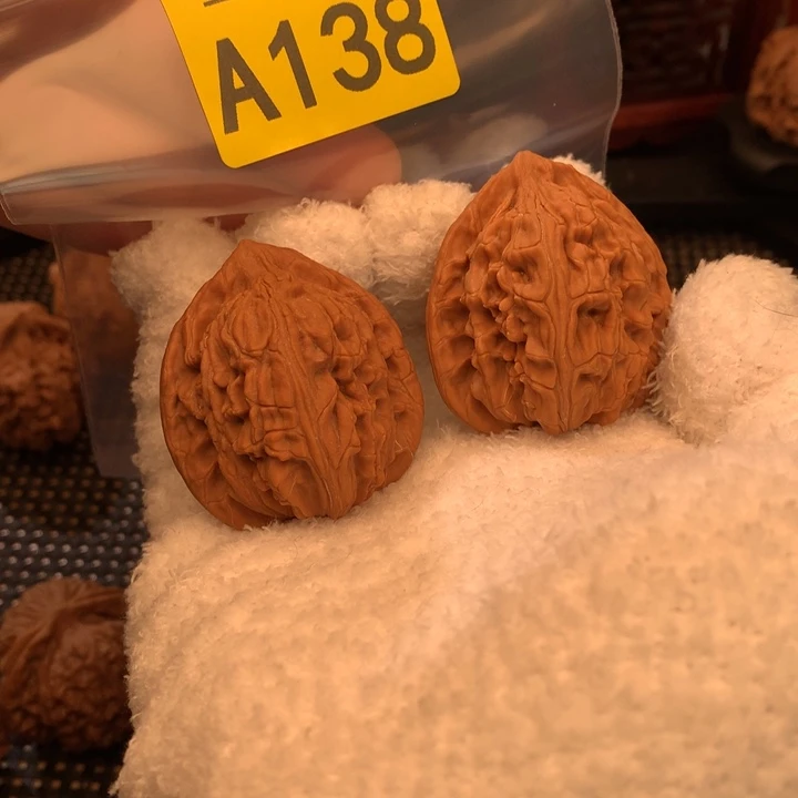 吊坠文玩核桃旺虎39