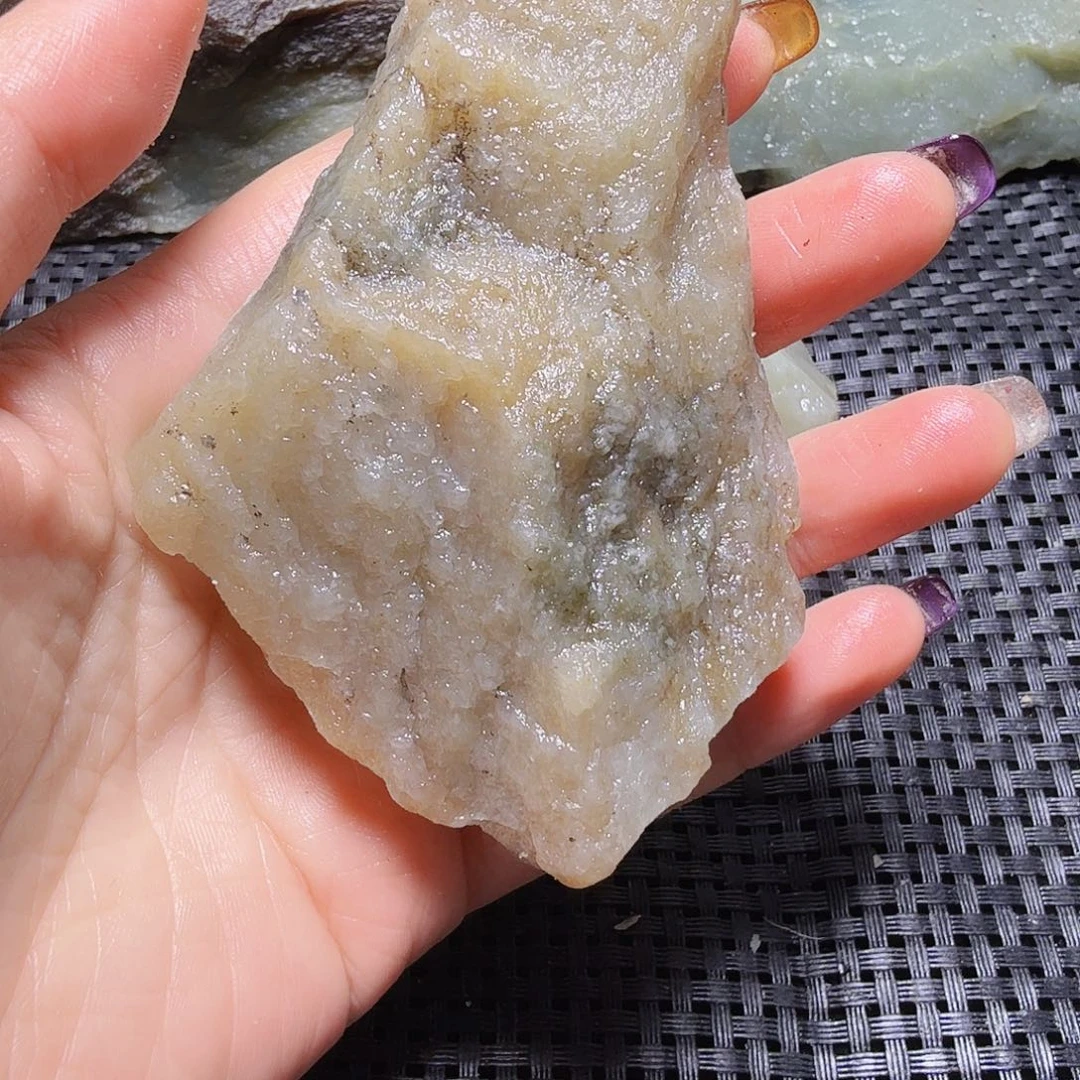 和田玉（糖玉）未镶嵌珠宝半成品