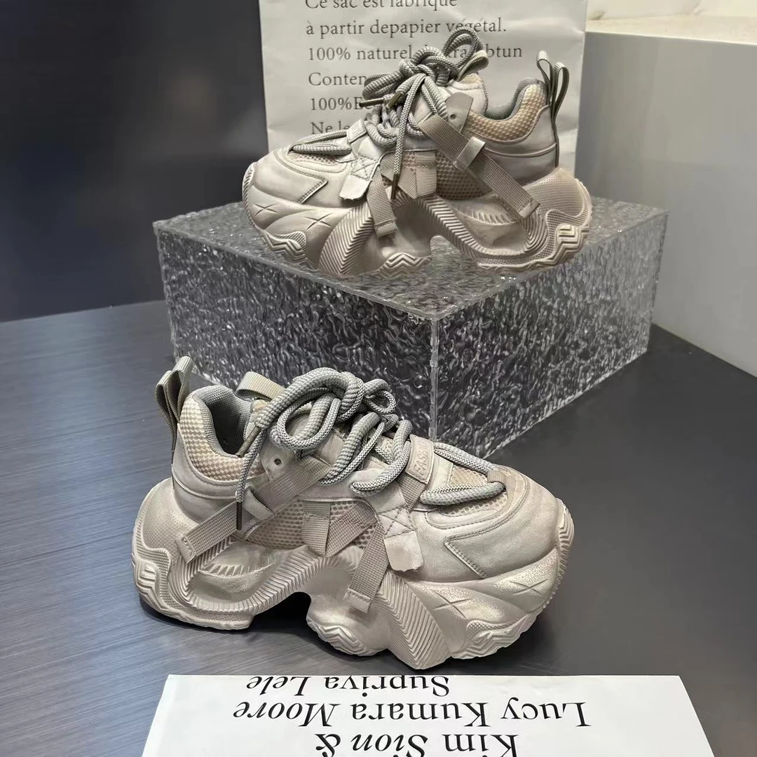 2025年春季新款网红透气老爹鞋女百搭灰黑色厚底网面休闲运动女鞋