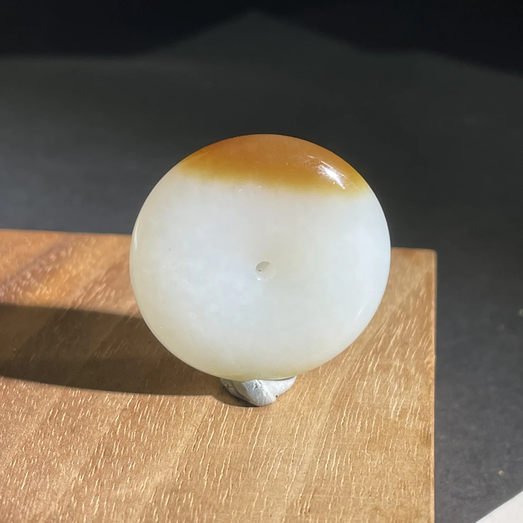 精品新疆和田玉且末糖白平安扣吊坠挂件 糖色纯正油润细腻29.7MM