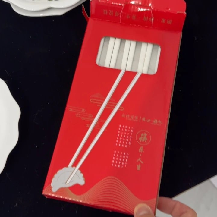 景德镇陶瓷手工制作