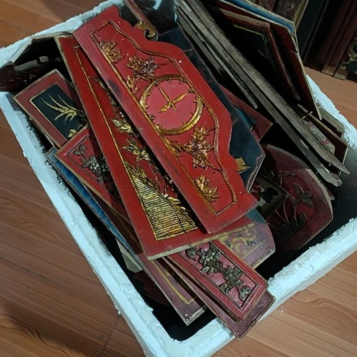 香樟木用****5木雕花板，一物一拍。