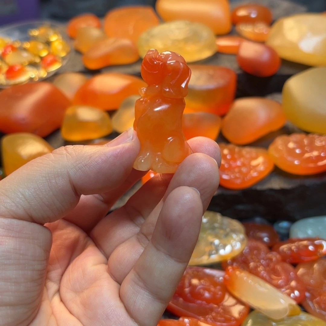 石英质玉挂件未镶嵌?*橙