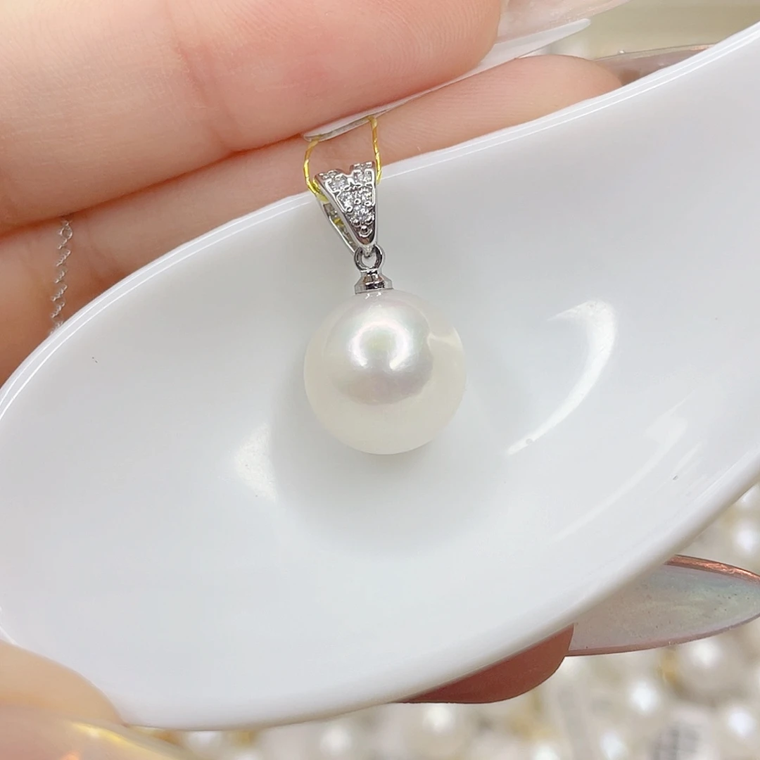 淡水珍珠未镶嵌吊坠(赠链)