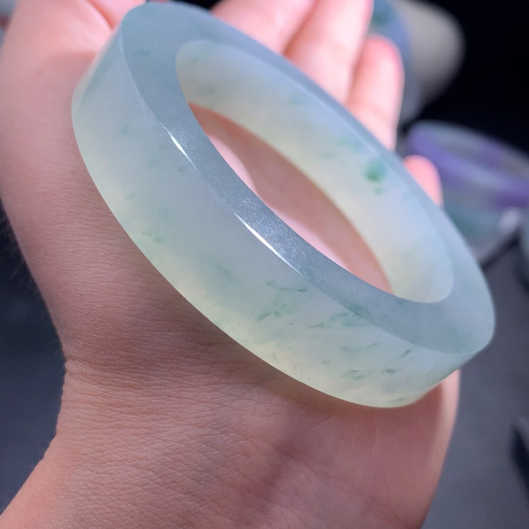 未镶嵌翡翠定制翡翠冰飘花