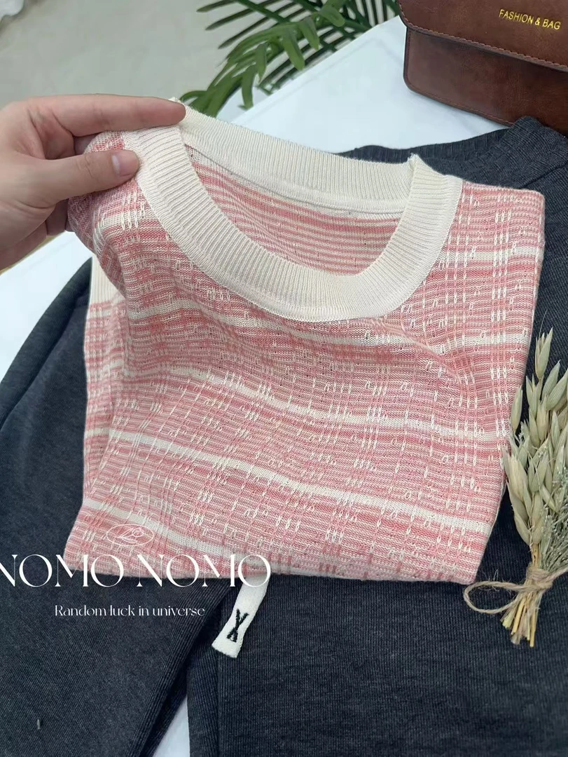 【樱花粉~】新款短袖单针打孔简约2025时尚短袖百搭女装A667