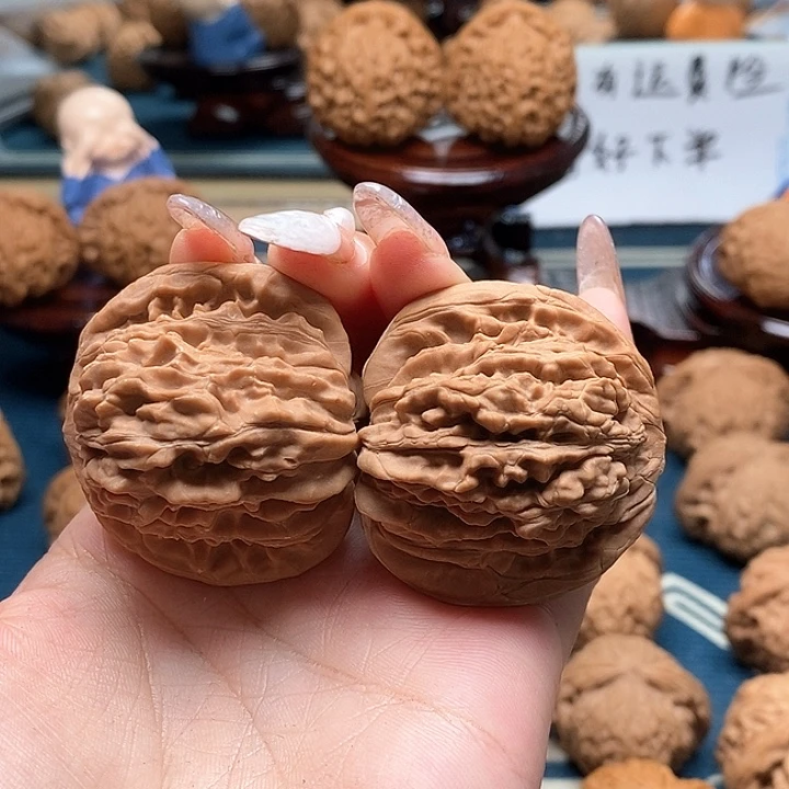 文玩核桃把件赵*懋四座楼