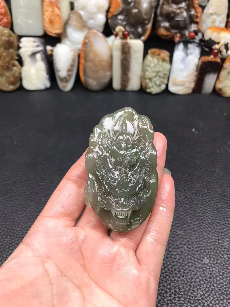 和田玉龙，神龙护主，