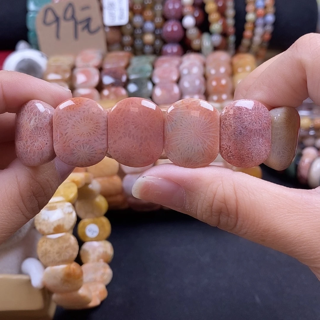 硅化珊瑚（珊瑚玉）未镶嵌手牌49