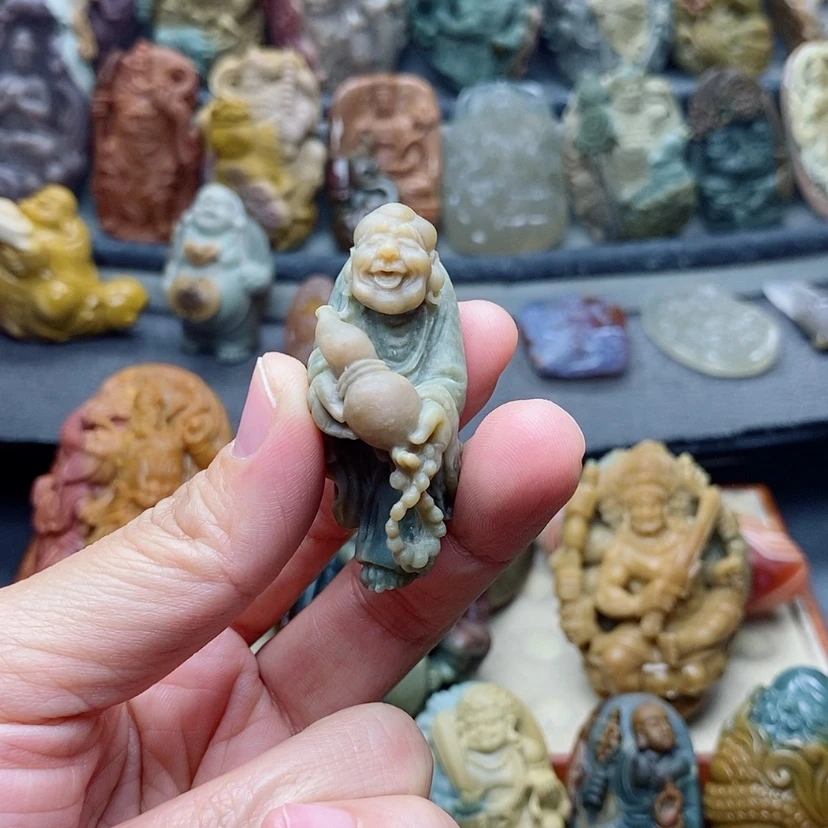 【闪购商品】定制石英质玉吊坠未镶嵌