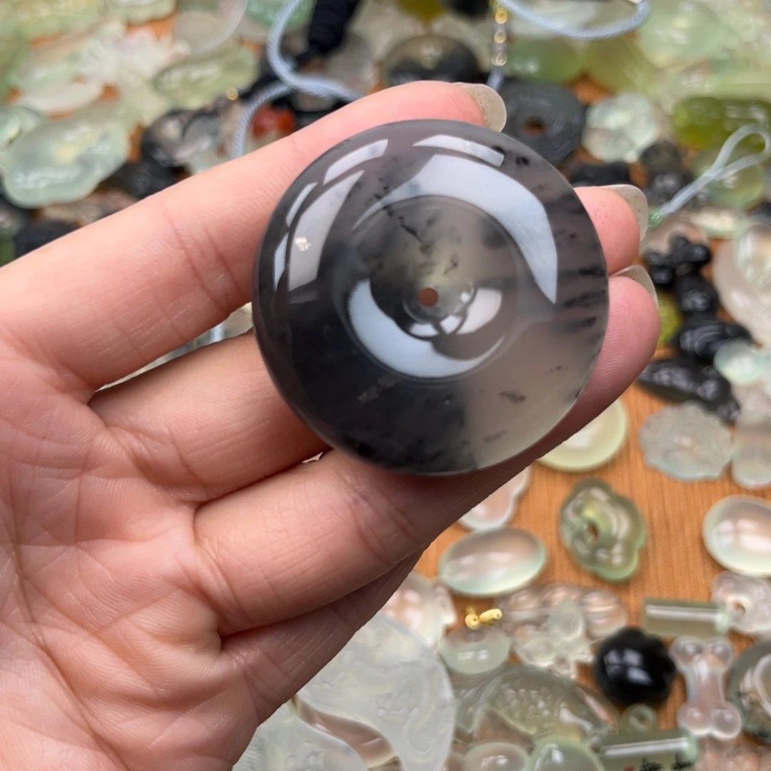 蛇纹石玉未镶嵌其他H****?