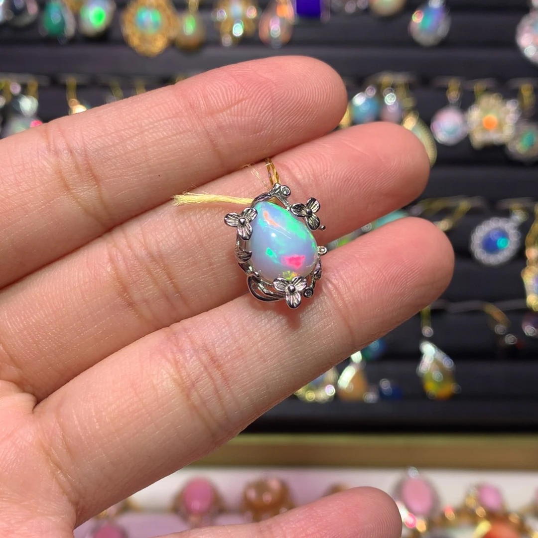 银S925镶嵌欧泊吊坠