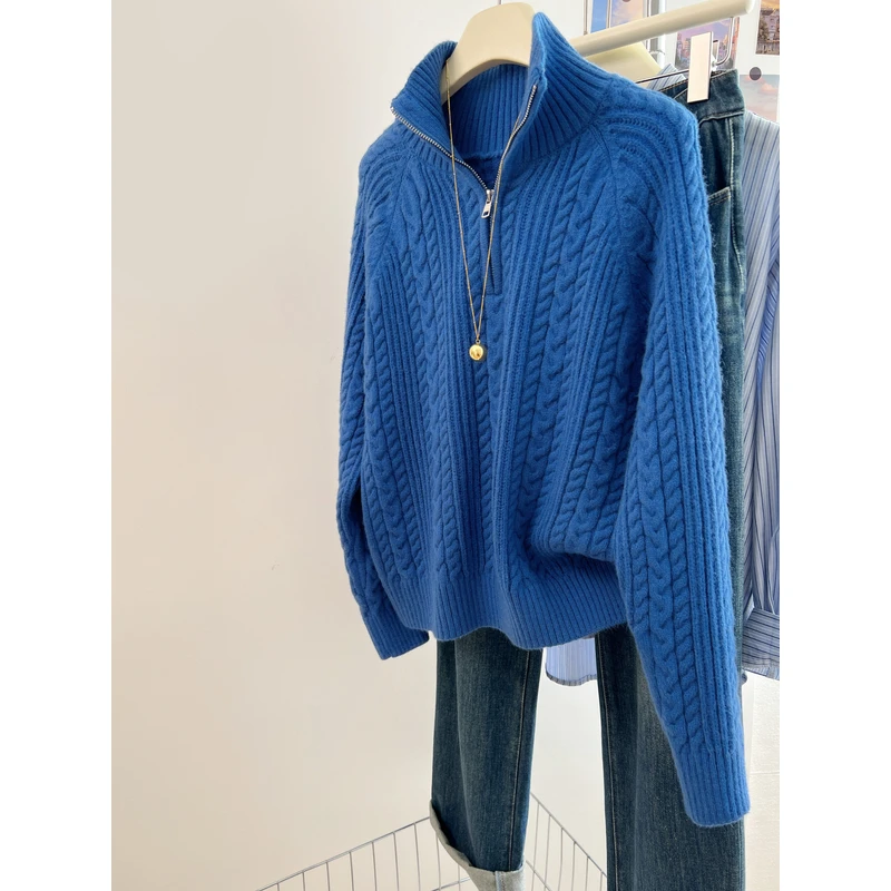 秋冬季女装洋气高级感克莱因蓝麻花毛衣慵懒风宽松外穿针织衫上衣