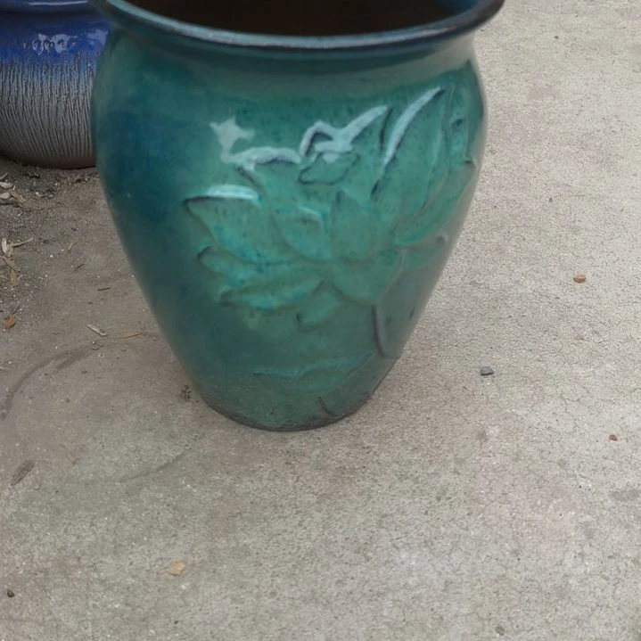 红陶口20高27瑕疵底裂