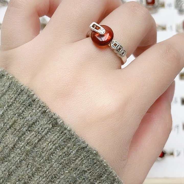 血珀戒指银S925镶嵌天然