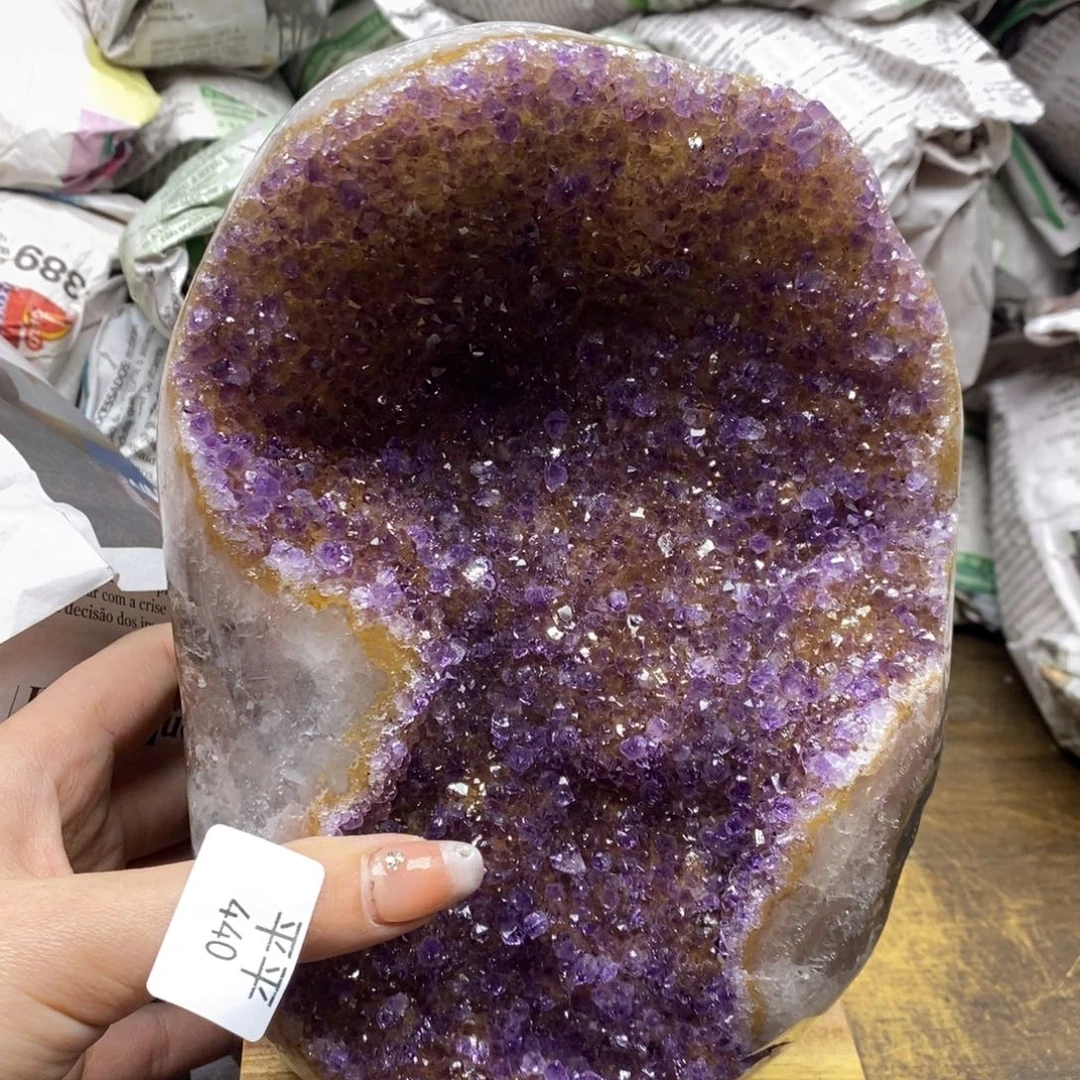 水晶乌拉圭未镶嵌