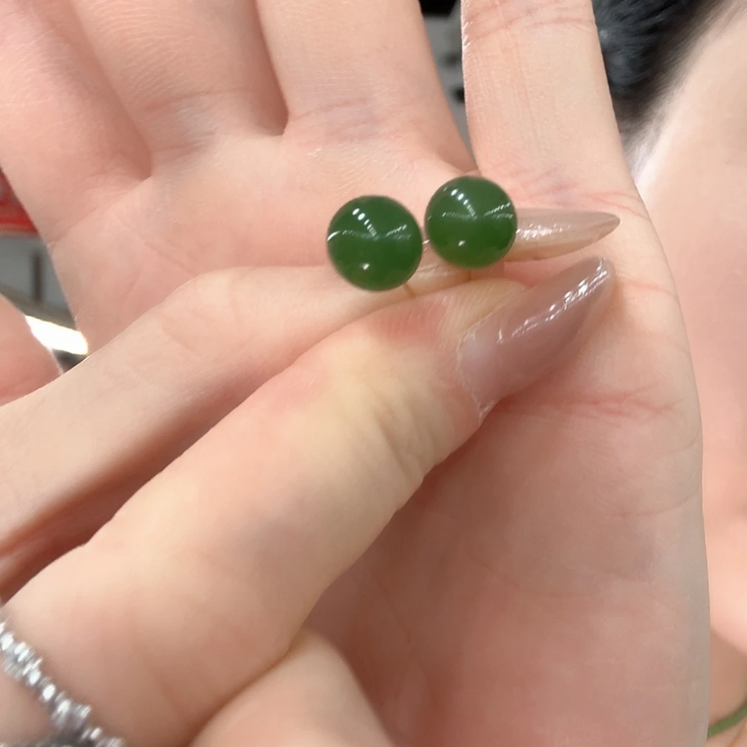 和田玉18K金镶嵌耳饰