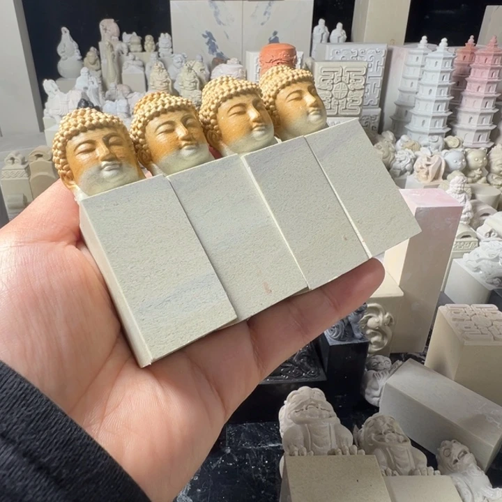 熊***室印度石新矿印石如图