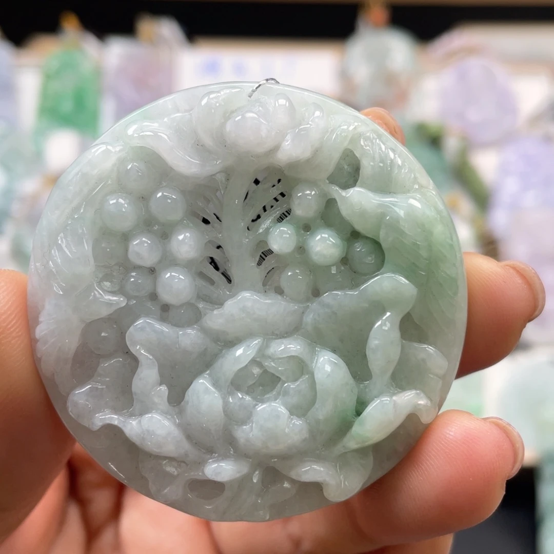 翡翠吊坠(不含链)未镶嵌