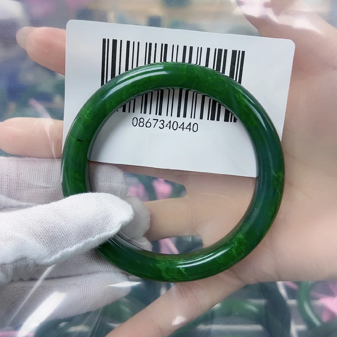 和田玉（碧玉）手镯未镶嵌60包容