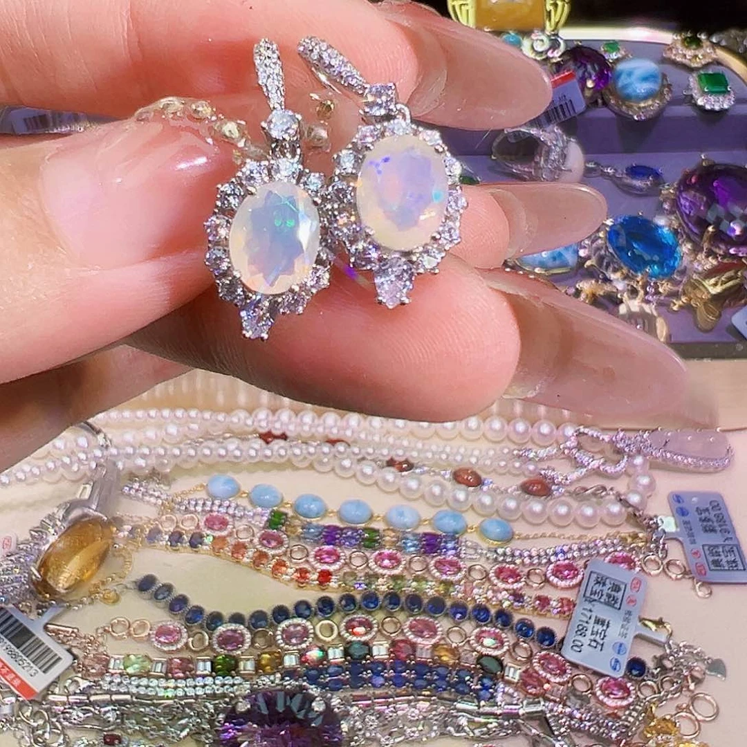 欧泊银S925镶嵌欧泊耳钉