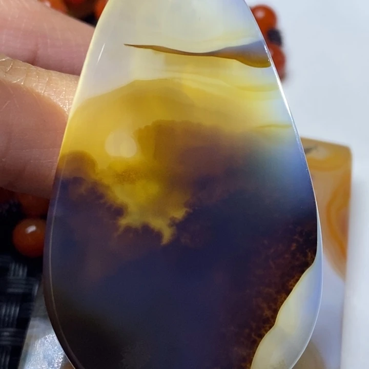 玛瑙/玉髓颈饰未镶嵌