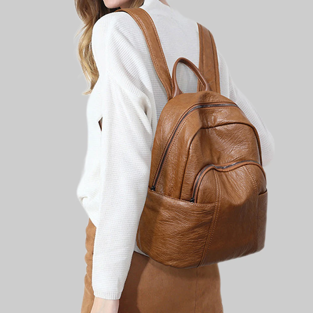 软皮背包休闲女生复古双肩包女新款时尚潮流旅行包通勤女士大容量