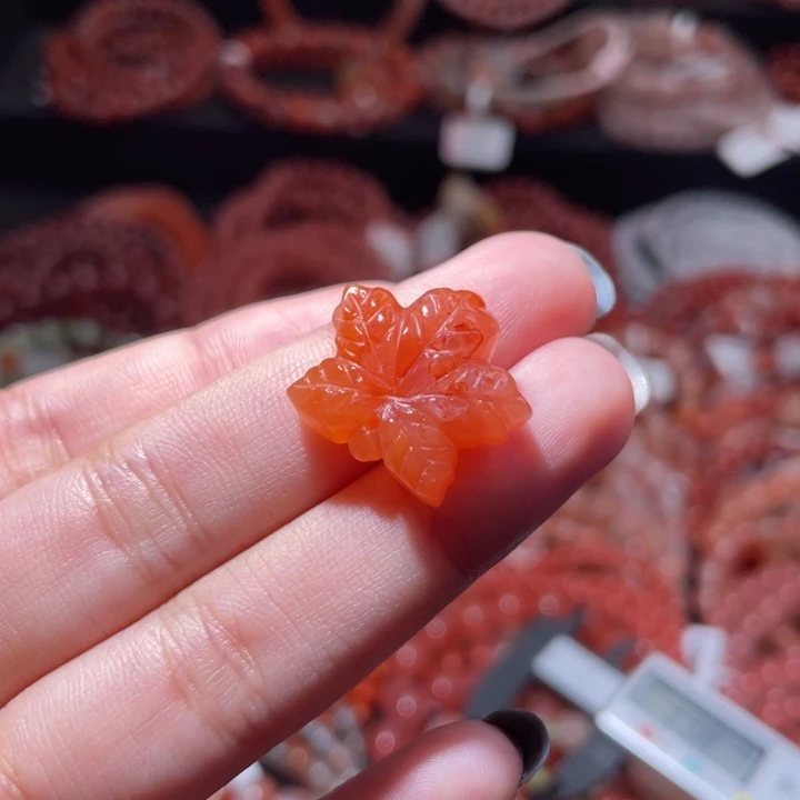 南红玛瑙未镶嵌枫叶908