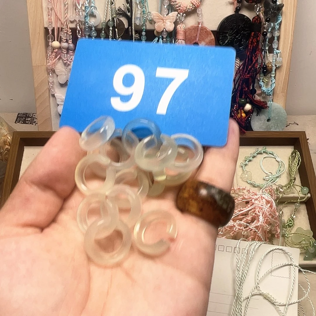 蛇纹石玉合金颈饰